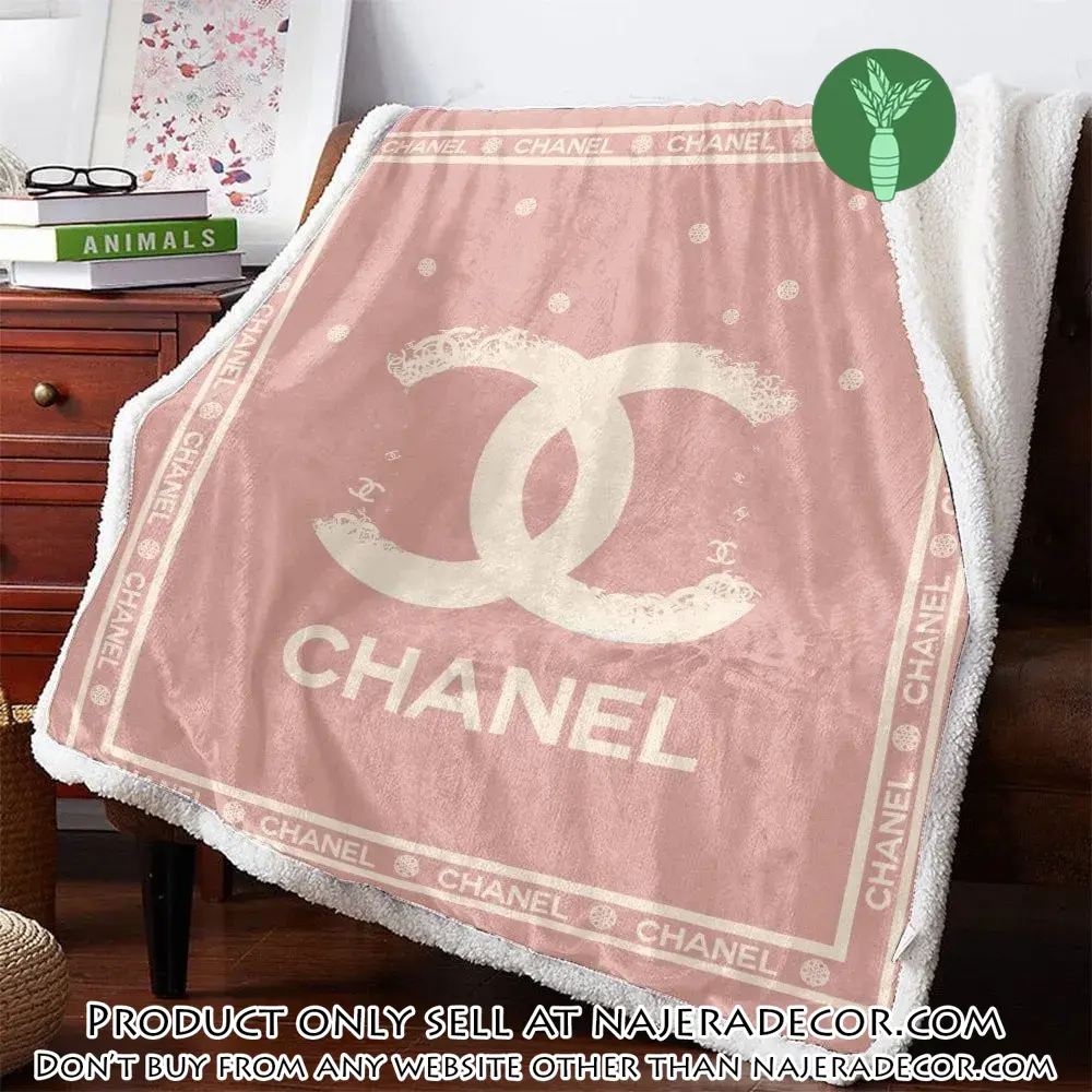 Chanel pinky luxury brand premium blanket fleece home decor special gift for family friend njr1958766